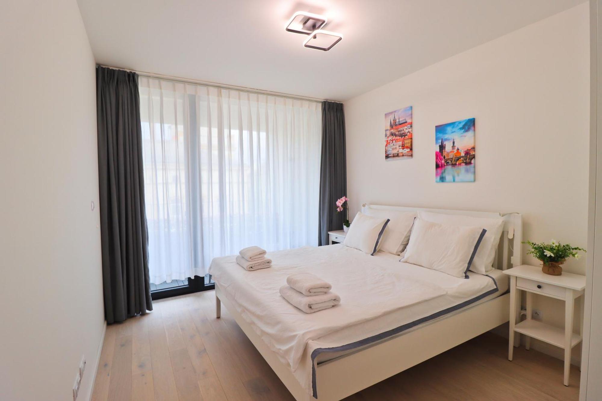 Appartement Sunny In Smichov, 5